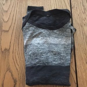 Lululemon long sleeve workout top